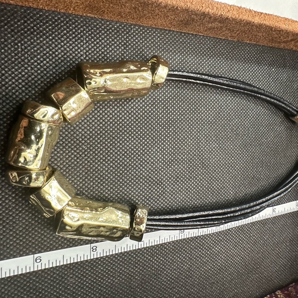 Chicos chunky hammered gold tube beads with four leather strands, NWOT - Picture 6 of 12
